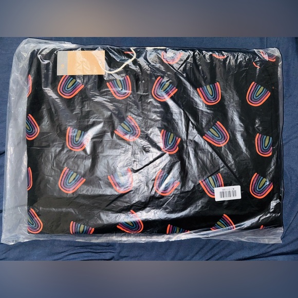 NIB Kyte Toddler Clementine Rainbow Blanket - Picture 2 of 3